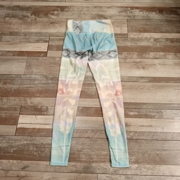 Teeki Ombre Blue Balletcore Yoga Pants Leggings Size XS - Picture 3 of 5